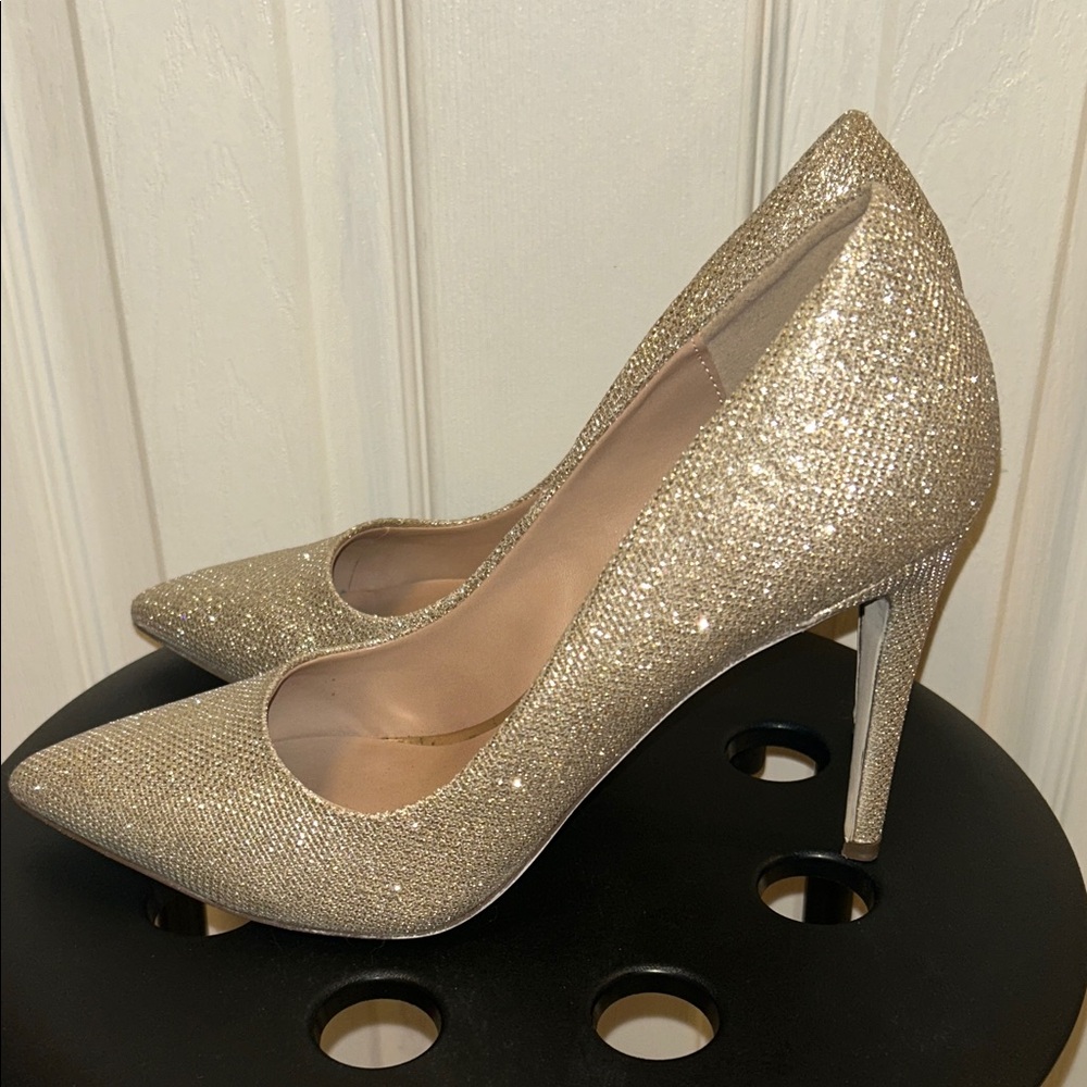 Gold Glitter Pumps Size 10